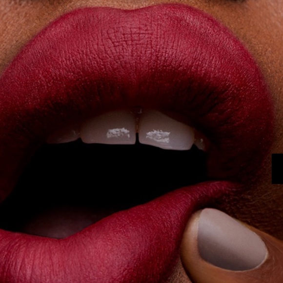 MAC Powder Kiss Lipstick in Werk, Werk, Werk - Picture 9 of 15